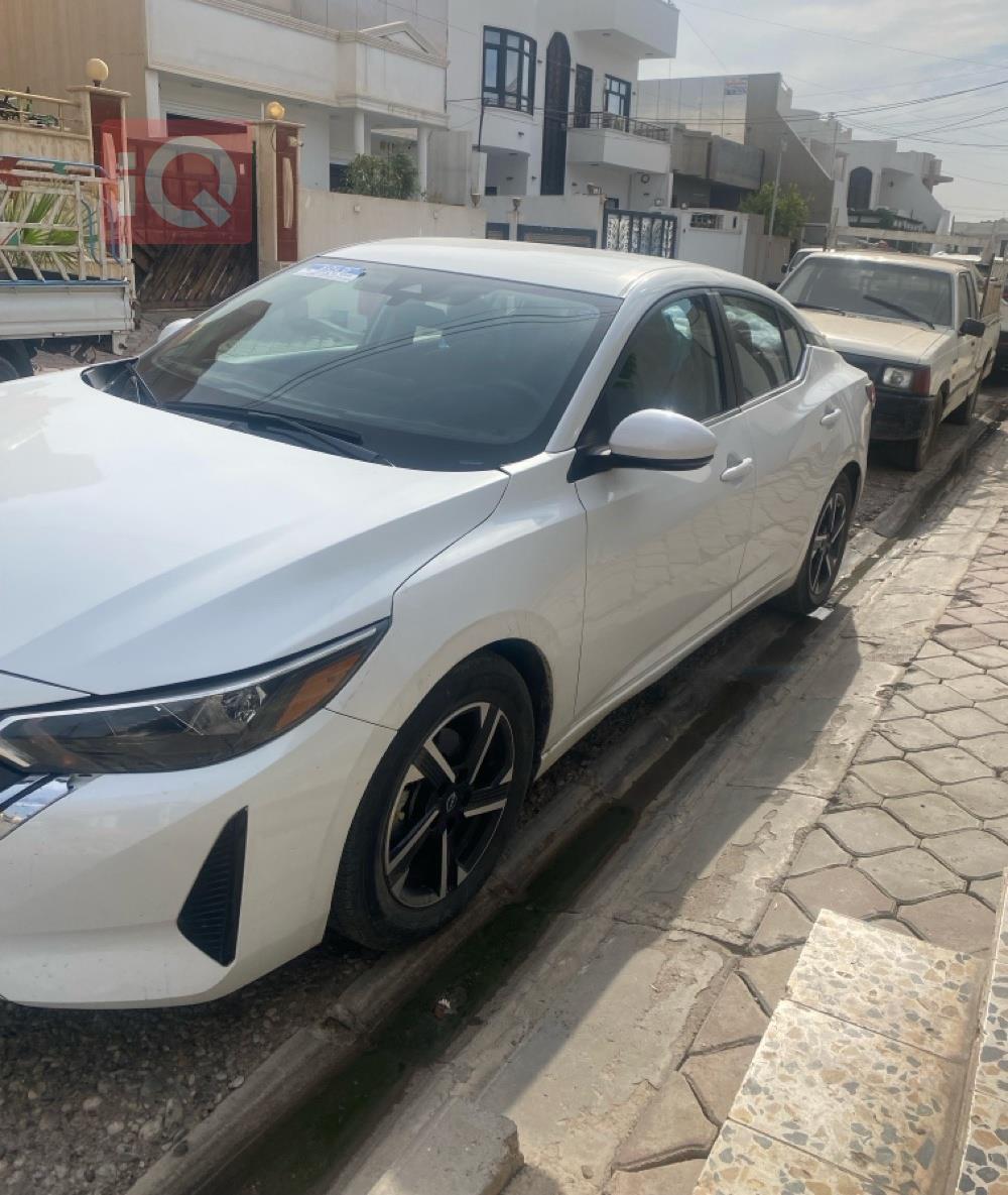 نيسان سنترا